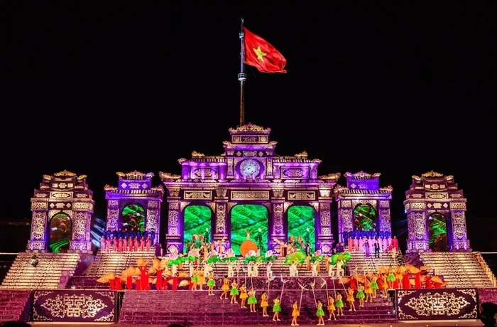 Dạo Việt Nam săn lùng những điểm đến đốn tim khách du lịch