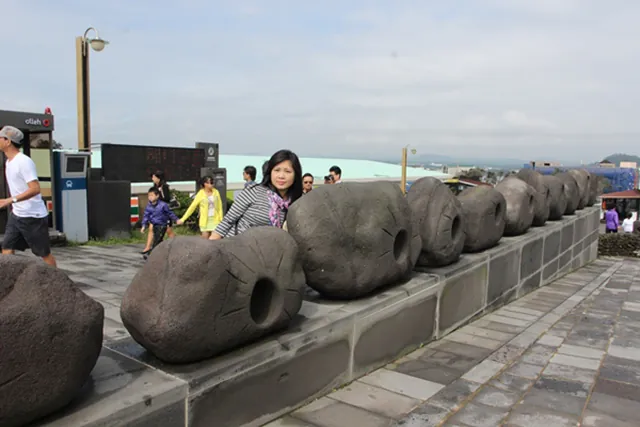 Đến đảo Jeju ngắm đá đen Đến đảo Jeju ngắm đá đen