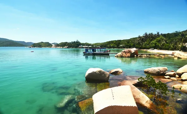 Đi đảo Hòn Ông Khánh Hòa nghỉ cuối tuần