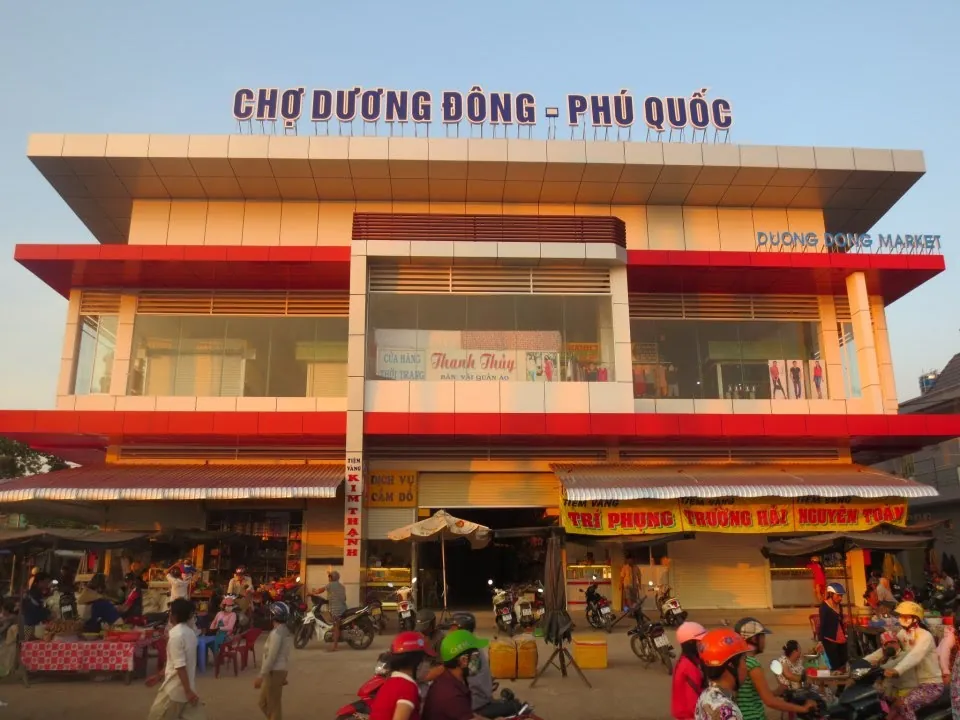 Du lịch bụi Phú Quốc cực rẻ chỉ với 2 triệu đồng Du lịch bụi Phú Quốc cực rẻ chỉ với 2 triệu đồng