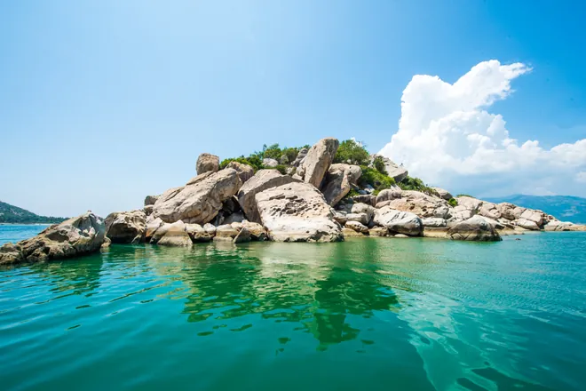 Du lịch Cam Ranh khám phá vẻ đẹp hoang sơ ở đảo Robinson