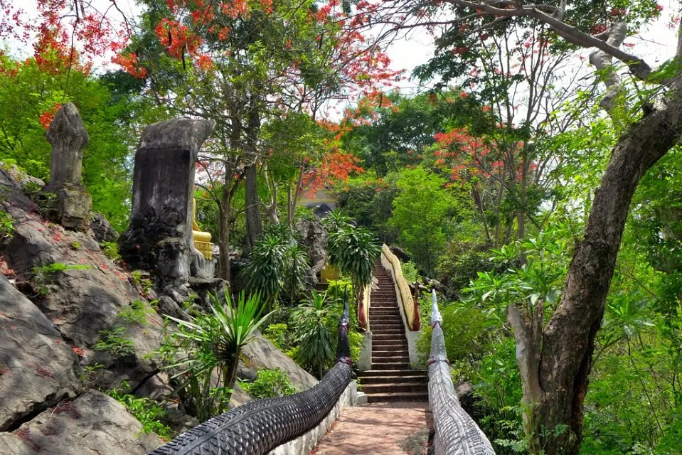 Du lịch Lào Cẩm nang từ A đến Z