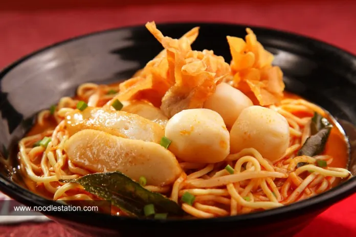 Curry mee