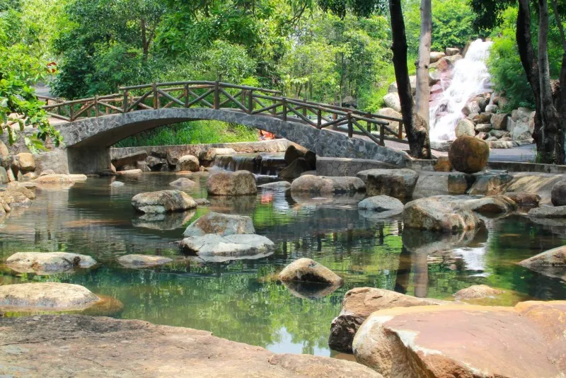 Du lịch Sài Gòn khám phá 4 điểm đến mới toanh khiến giới trẻ sốt xình xịch Du lịch Sài Gòn khám phá 4 điểm đến mới toanh khiến giới trẻ sốt xình xịch