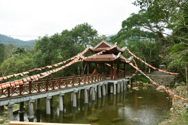 Du lịch Yên Tử Du lịch Yên Tử