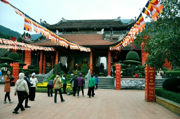 Du lịch Yên Tử Du lịch Yên Tử