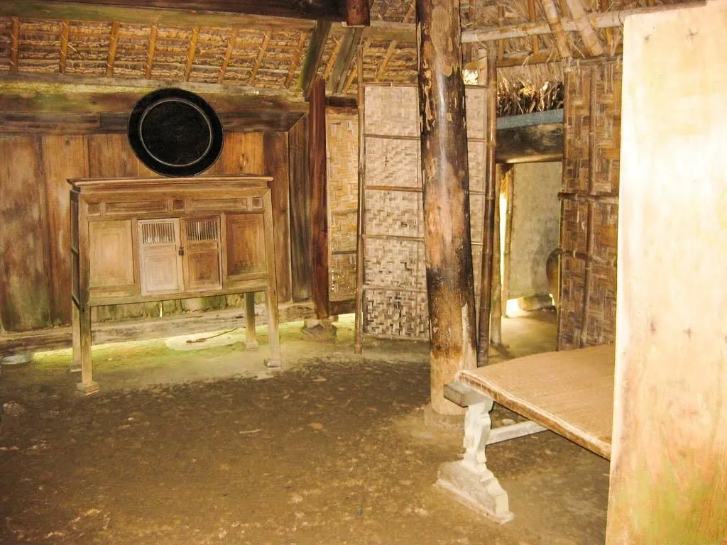 Giản dị ngôi nhà của Bác ở làng Sen Giản dị ngôi nhà của Bác ở làng Sen