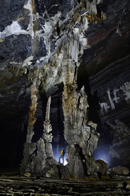 Hang Tiên với hệ thống thạch nhũ như ruộng bậc thang Hang Tiên với hệ thống thạch nhũ như ruộng bậc thang