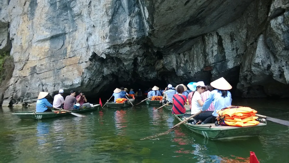 Hành trình khám phá non nước Tràng An Hành trình khám phá non nước Tràng An