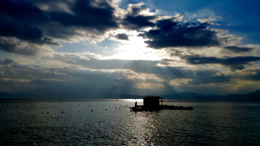 Hoàng hôn lãng mạn ở bãi Tranh - Cam Ranh Hoàng hôn lãng mạn ở bãi Tranh Cam Ranh