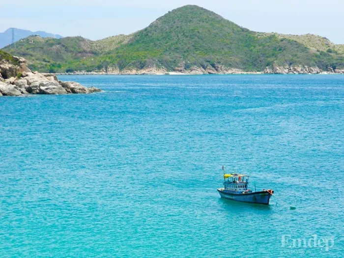 Khám phá cung đường phượt ven biển Ninh Chữ Bình Tiên