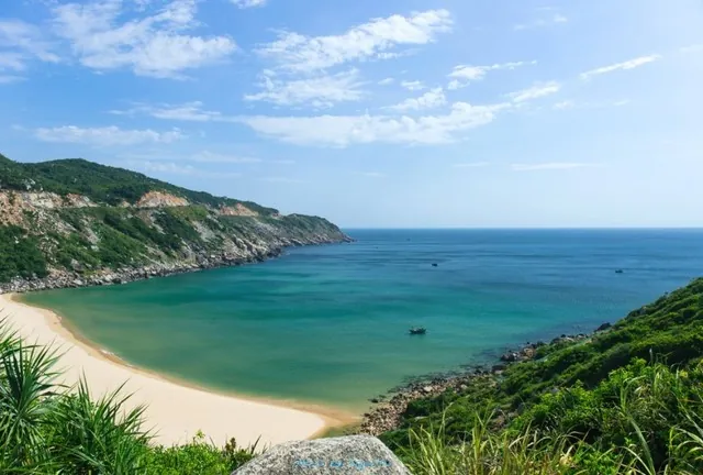 Khám phá nơi đón ánh bình minh đầu tiên của Việt Nam Khám phá nơi đón ánh bình minh đầu tiên của Việt Nam
