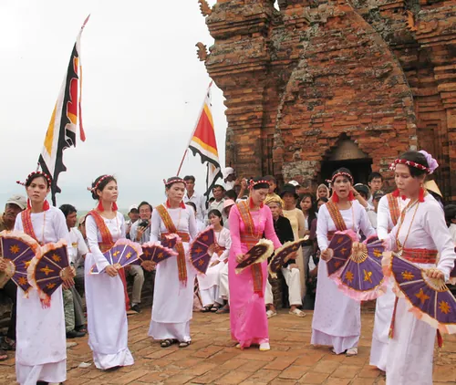 Khám phá văn hóa Chăm ở Ninh Thuận Khám phá văn hóa Chăm ở Ninh Thuận
