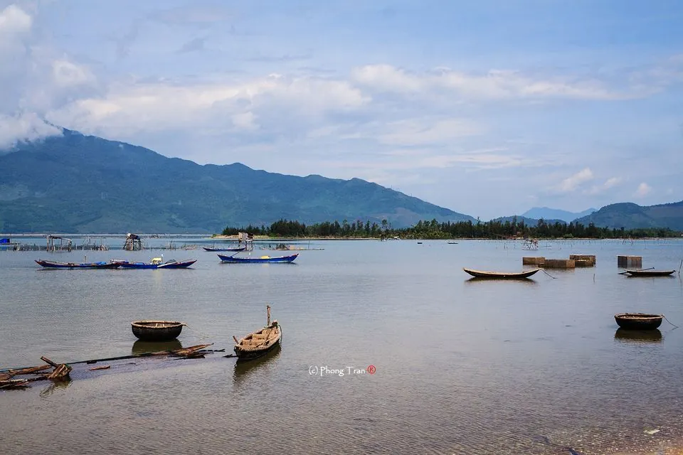 Lập An mộng mơ và cuộc sống bên những thân Hàu