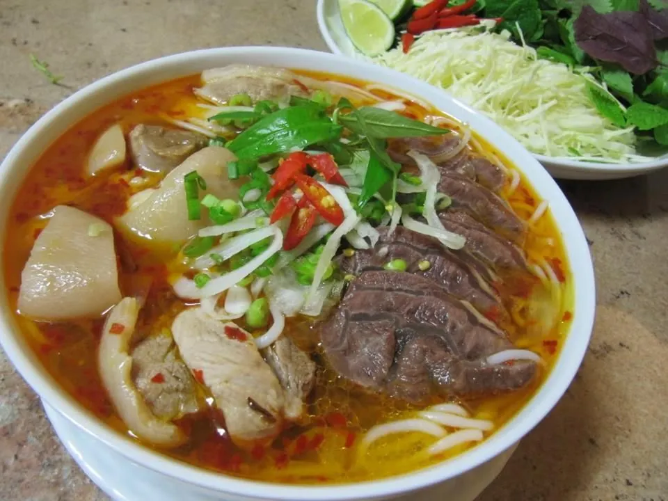 Lịch trình hoàn hảo cho chuyến du ngoạn 1 ngày ở Huế phần 1