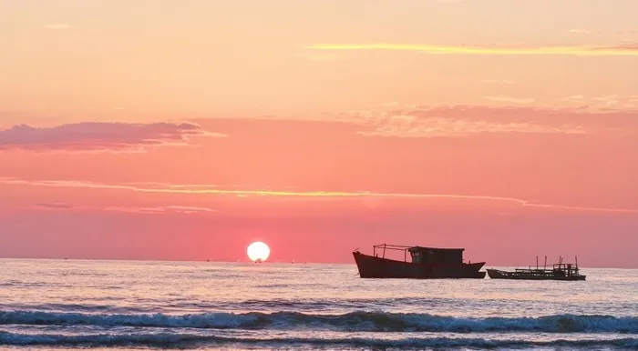 Lịch trình khám phá bãi biển Cửa Lò trong 1 ngày Lịch trình khám phá bãi biển Cửa Lò trong 1 ngày