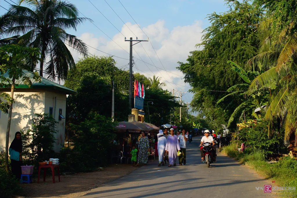 Một ngày ở Búng Bình Thiên Một ngày ở Búng Bình Thiên
