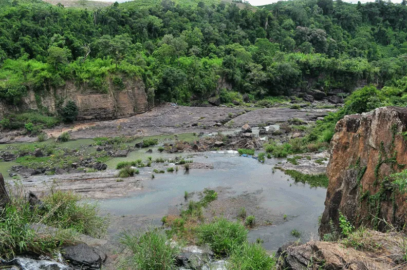 Nam thiên đệ nhất thác Pongour