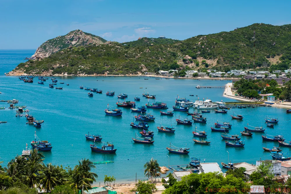 Những bãi biển hoang sơ tuyệt đẹp ở Ninh Thuận Những bãi biển hoang sơ tuyệt đẹp ở Ninh Thuận