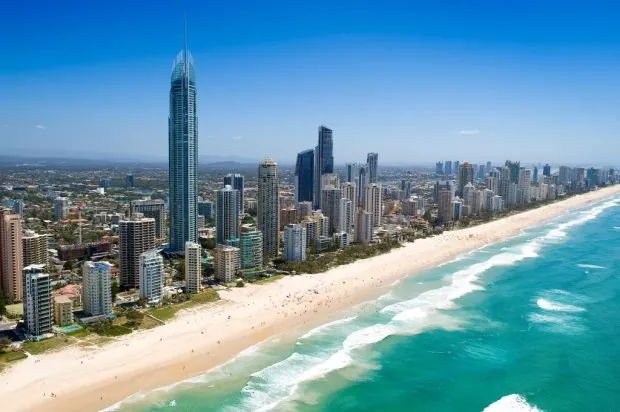 QLD  Surfers Paradise