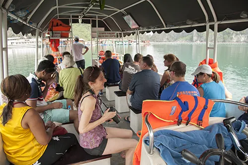 Những trải nghiệm không nên bỏ lỡ trên vịnh Hạ Long Những trải nghiệm không nên bỏ lỡ trên vịnh Hạ Long