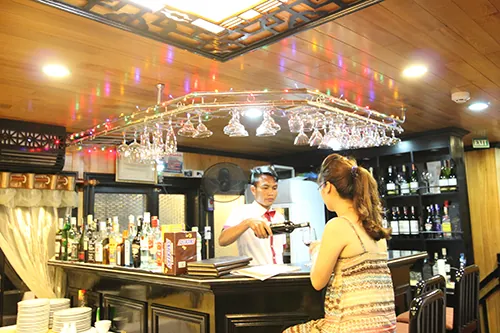 Những trải nghiệm không nên bỏ lỡ trên vịnh Hạ Long Những trải nghiệm không nên bỏ lỡ trên vịnh Hạ Long