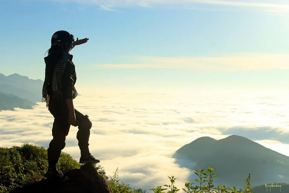 Phiêu bồng trên đại dương mây Tà Xùa Phiêu bồng trên đại dương mây Tà Xùa
