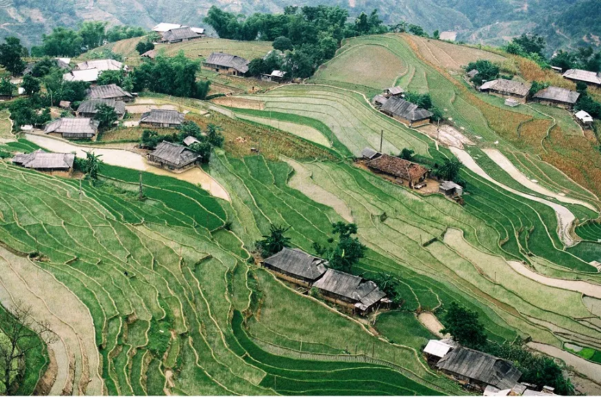 Tây Bắc mùa nước đổ lấp lánh những ô màu