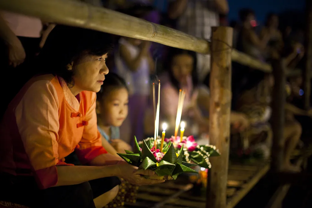 Tháng 11 du lịch Chiang Mai tham dự lễ hội hoa đăng đẹp như cổ tích Tháng 11 du lịch Chiang Mai tham dự lễ hội hoa đăng đẹp như cổ tích
