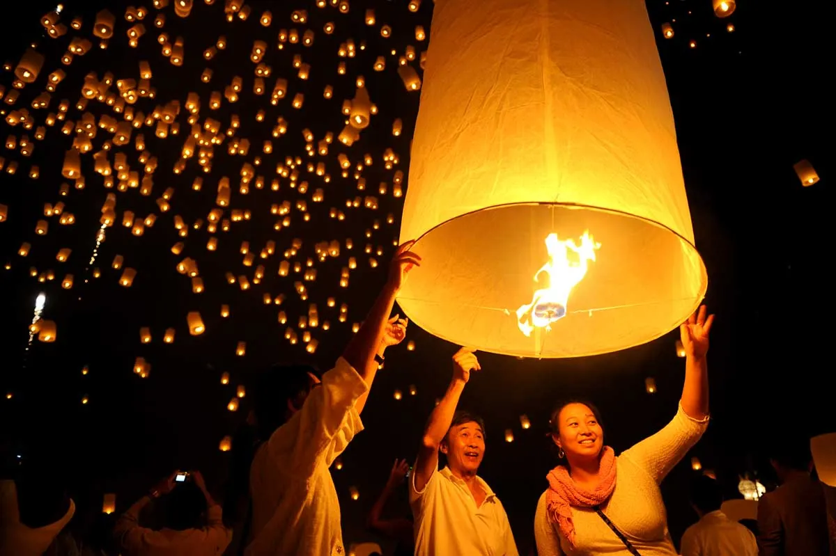 Tháng 11 du lịch Chiang Mai tham dự lễ hội hoa đăng đẹp như cổ tích Tháng 11 du lịch Chiang Mai tham dự lễ hội hoa đăng đẹp như cổ tích