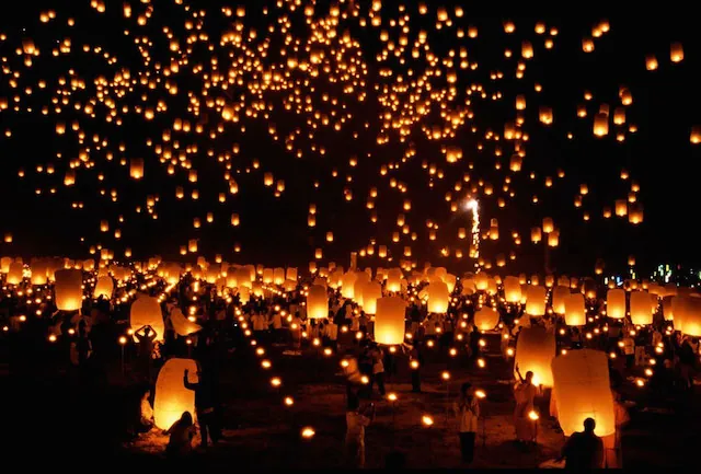Tháng 11 này hãy du lịch tại Thái Lan, tham dự lễ hội cổ tích Loy Krathong Tháng 11 này hãy du lịch tại Thái Lan tham dự lễ hội cổ tích Loy Krathong