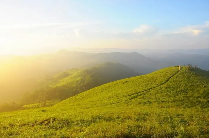 Trekking trên cung đường đẹp nhất Việt Nam Trekking trên cung đường đẹp nhất Việt Nam