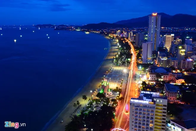 Tuyến đường sầm uất nhất thành phố biển Nha Trang tuyến đường sầm uất nhất thành phố biển nha trang