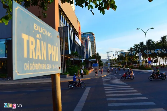 Tuyến đường sầm uất nhất thành phố biển Nha Trang tuyến đường sầm uất nhất thành phố biển nha trang