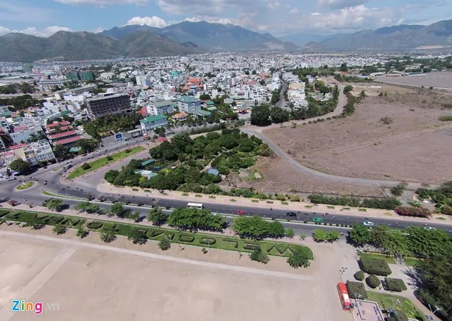 Tuyến đường sầm uất nhất thành phố biển Nha Trang tuyến đường sầm uất nhất thành phố biển nha trang