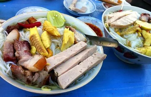 15 món ăn cực ngon làm rạng danh Việt Nam trên thế giới Bún cá Châu Đốc