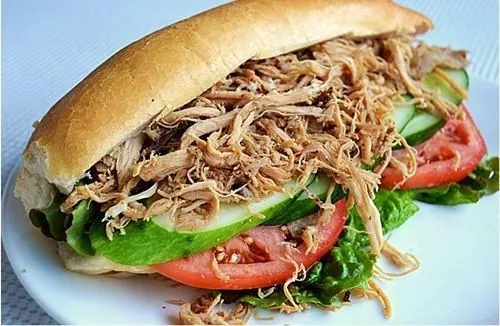 15 món ăn cực ngon làm rạng danh Việt Nam trên thế giới Bánh mì gà