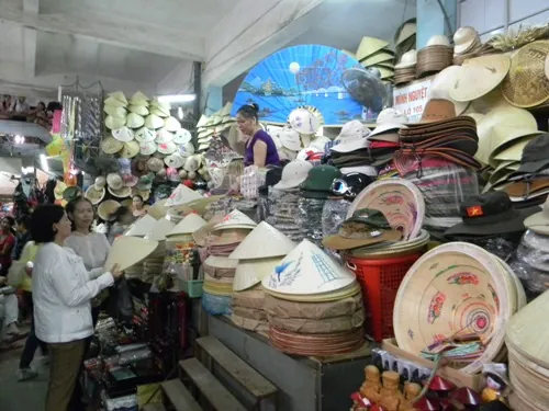 5 lý do khiến bạn nhớ Huế mãi không nguôi