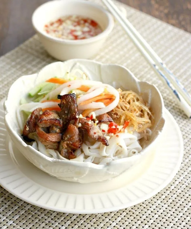 HỦ TIẾU HẤP