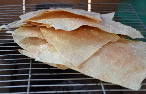 5 món ngon từ dừa ở Bến Tre mê hoặc du khách Bánh tráng dừa