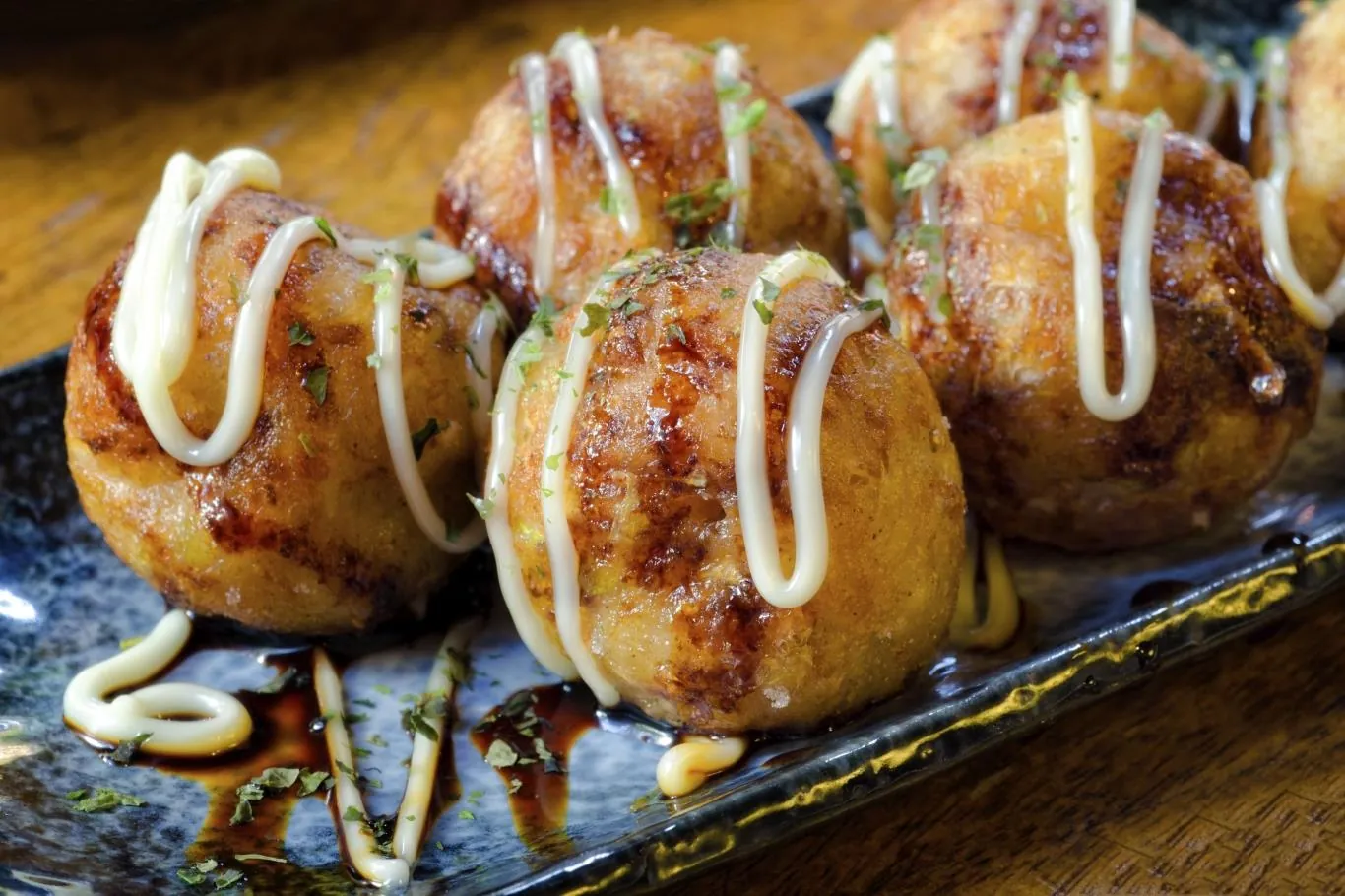 7 món ngon của Nhật Bản bắt buộc phải thử Takoyaki món bánh nướng nhân bạch tuộc