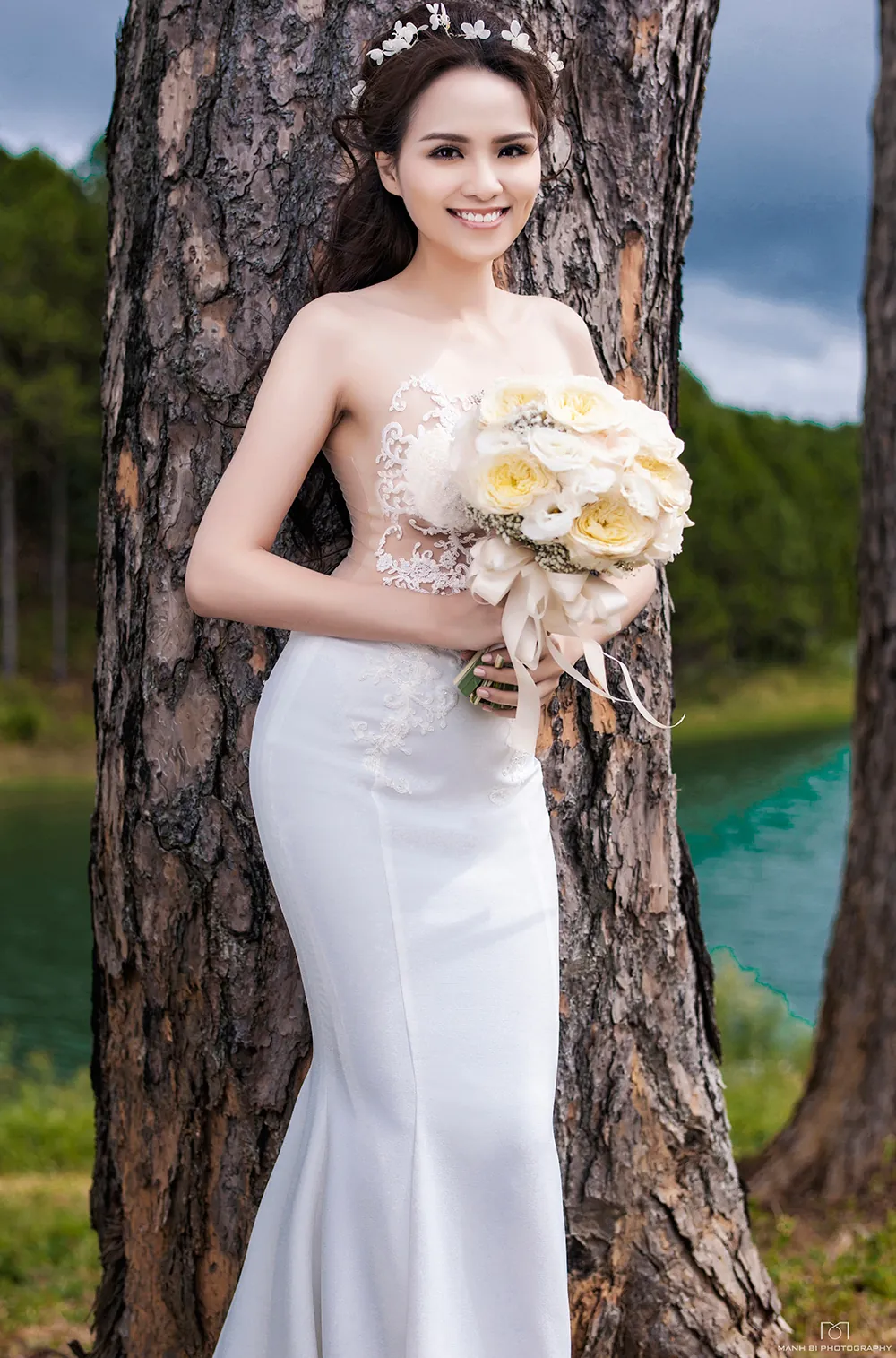 Ngắm bộ ảnh cưới lung linh ở Đà Lạt của vợ chồng Hoa hậu Diễm Hương ảnh cưới ở đà lạt của hoa hậu diễm hương