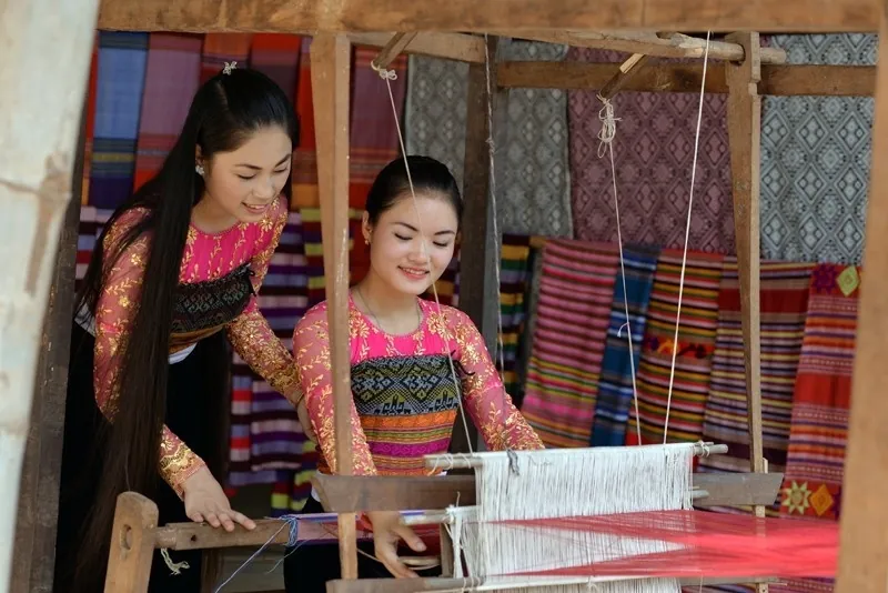 Bản Pom Coọng - bản làng mang đậm chất bản Thái