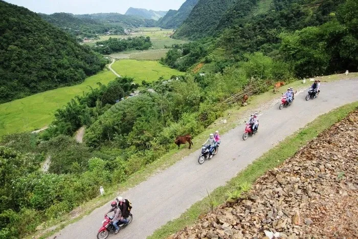 Chạm mây Lũng Vân nơi nóc nhà xứ Mường Chạm mây Lũng Vân nơi nóc nhà xứ Mường