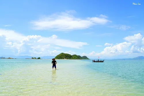Du lịch Khánh Hòa khám phá con đường nằm dưới mực nước biển