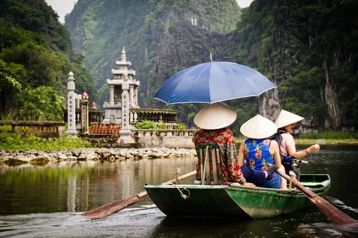 Du lịch Ninh Bình khám phá 5 điểm đến đi hoài không biết chán