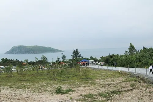 Du lịch Quảng Bình tìm về Vũng Chùa Đảo Yến