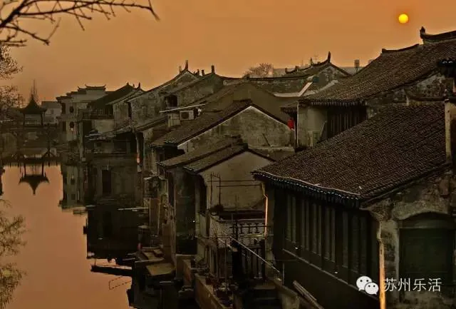 Du lịch Trung Quốc ngắm vẻ đẹp bình dị của thị trấn cổ Châu Trang