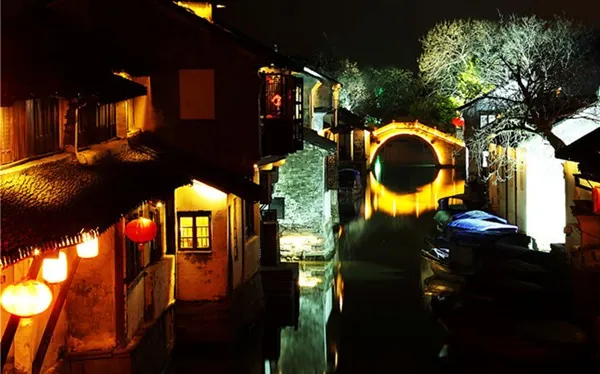 Du lịch Trung Quốc ngắm vẻ đẹp bình dị của thị trấn cổ Châu Trang