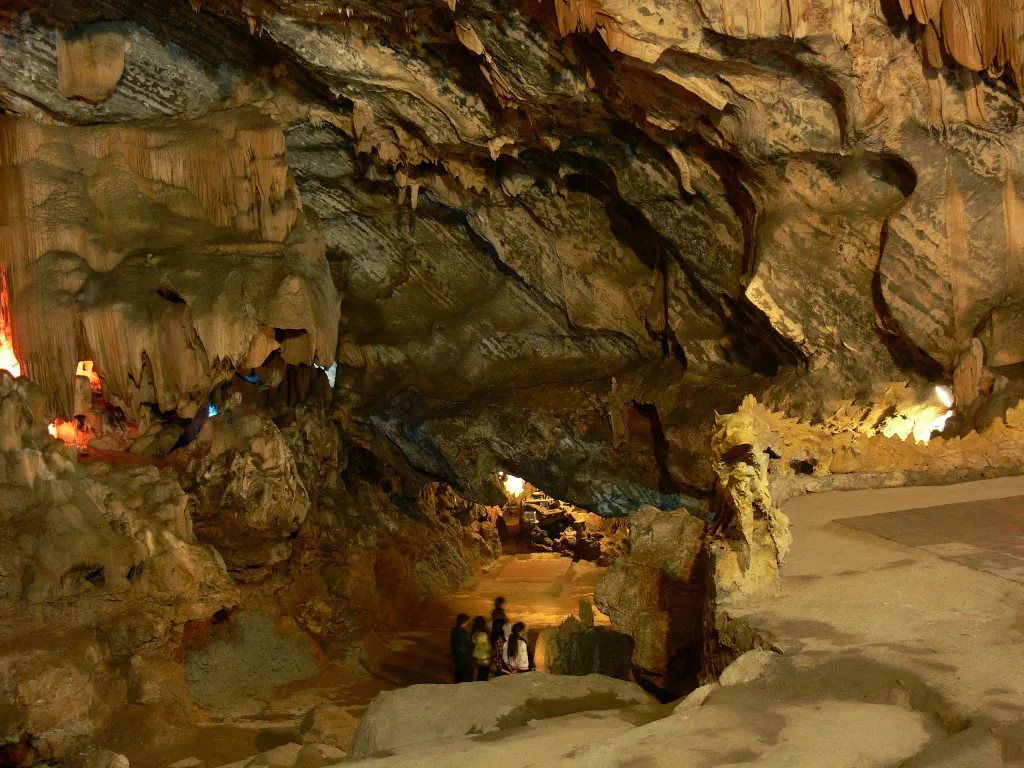 Động Tiên Sơn